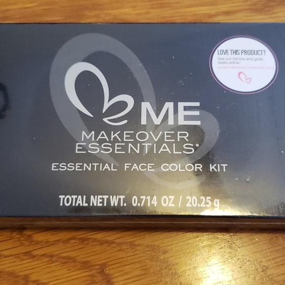 Face kit - Picture 1 of 2